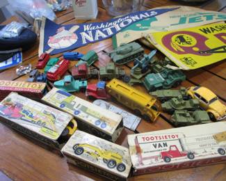 Tootsie toys, vintage pennants