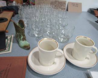 Piedmont Airline glasses