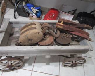 Good amount of antique/vintage tools