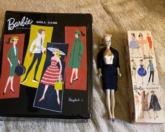 Original Pony Tail Barbie Barbie case with clothes