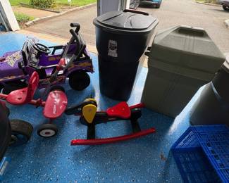 Trash Bins 