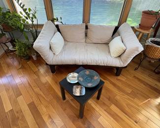 Asian Daybed 