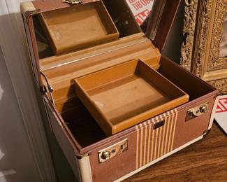 Vintage travel case