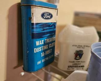 Ford automotive dusting cloth