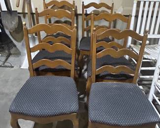 Set of 6 dining chairs 