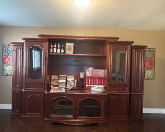 Entertainment center 