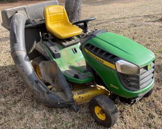 John Deere with leaf attachment 