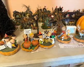 Hawthorne Village, Peanuts Great Pumpkin Charlie Brown, Munster's Halloween Decor