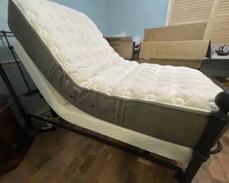 Twin Size Adjustable Bed with Wireless Remote & Massage Function, Stearns & Foster Mattress