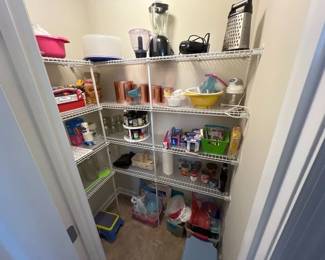 CONTENTS OF PANTRY