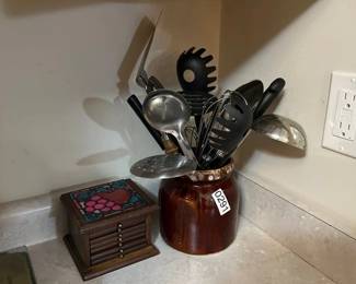 STONEWARE HOLDER WITH UTENSILS, VINTAGE COASTER SET