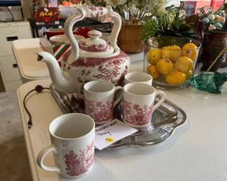 RED TRANSFERWARE  TRAY
