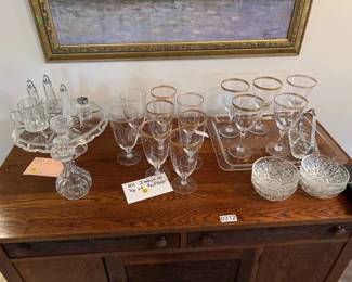 VARIOUS GLASSES, GLASS CAKE STAND, S  P SHAKERS, ETC.