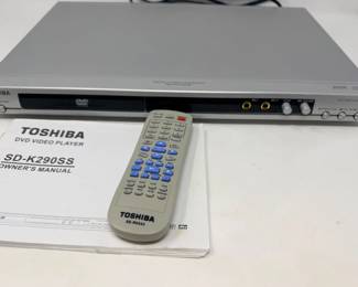 37 ToshibaDVDVideoPlayerwithRemote