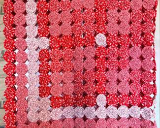 135 ValentinesDayHandmadeSuffolkPufforYoYoCoverlet