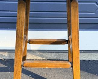 157 SmallThickRoundedSeatWoodStool