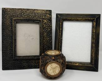 117 EaselFramesandPhotoBall