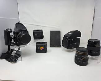 1 AmazingVintageBronicaProfessionalCameraSetup