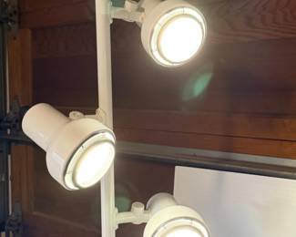 38 Adjustable3LightWhiteSpotlightFloorLamp