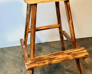 33 HandCraftedPrimitiveStool