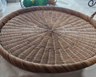 WICKER TRAY