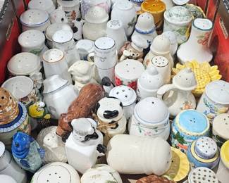 SALT AND PEPPER SHAKER LOT