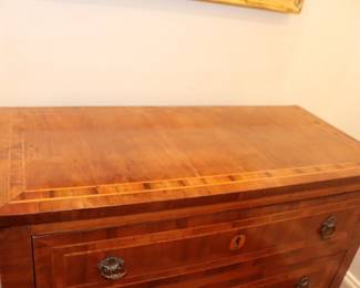 Antique Italian Louis XVI Style Walnut Chest of Drawers completely veneered with different walnut wood essences.