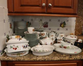 Royal Worcester Evasham Vale huge set  