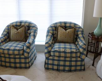 Custom Swivel Chairs 