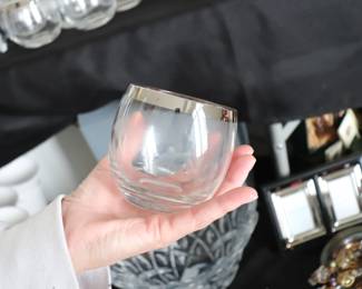 Vintage Roly Poly Wide Silver Band Bar Glasses 