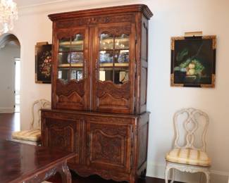 Antique FRENCH PROVINCIAL LOUIS XV STYLE WALNUT BUFFET CABINET 5' X 95"