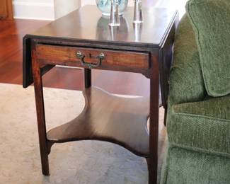  Circa 18th century George III Mahogany Drop lead Side Table