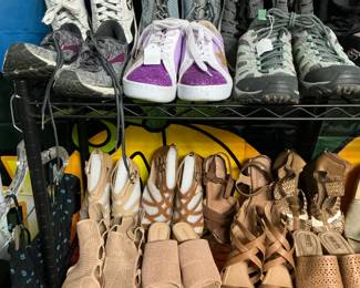 Shoes consist of OC, Hoka, Brooks, Nike Adidas