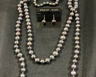Set of Tahitian pearls bracelet earrings 25 inch necklace on auction March 6