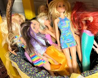 Nice selection of Barbie dolls, frozen mermaid