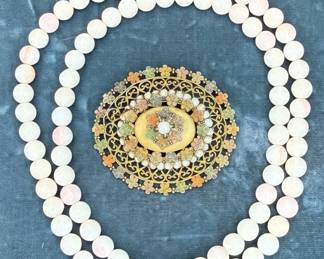 Vintage Brooch  Complementing Necklace