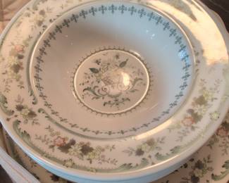 Royal Doulton Provencal TC 1034 Full Dinnerware Set