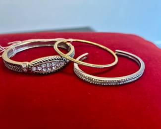 Henri Bendel bracelet