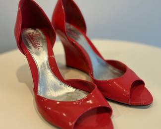Gucci patent red wedge heels