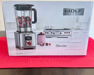 WOLF blender