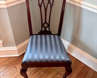 Front view dining chair 