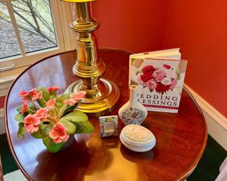 Tabletop accessories