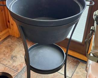 Outdoor beverage holder