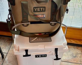 YETI  ROADIE 20  cooler/HOPPER 20 tote
