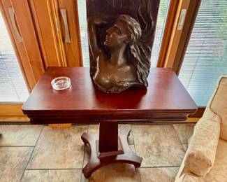 Bust Goddess of HOPE/ flip top table