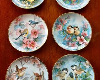 Decorative collector plates
