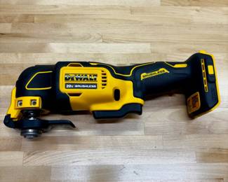 DeWalt 20V MAX brushless cordless oscillating multi tool 