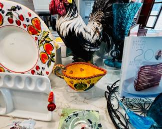 ROOSTER!  appetizer/dessert plate set