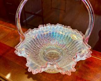 Beautiful Vintage Fenton basket