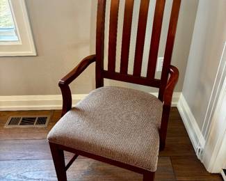 Drexel dining arm chair detail